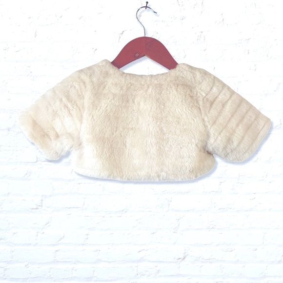 H&M Girls Cream Faux Fur Bolero Cardigan Size 5/6 - Picture 3 of 7